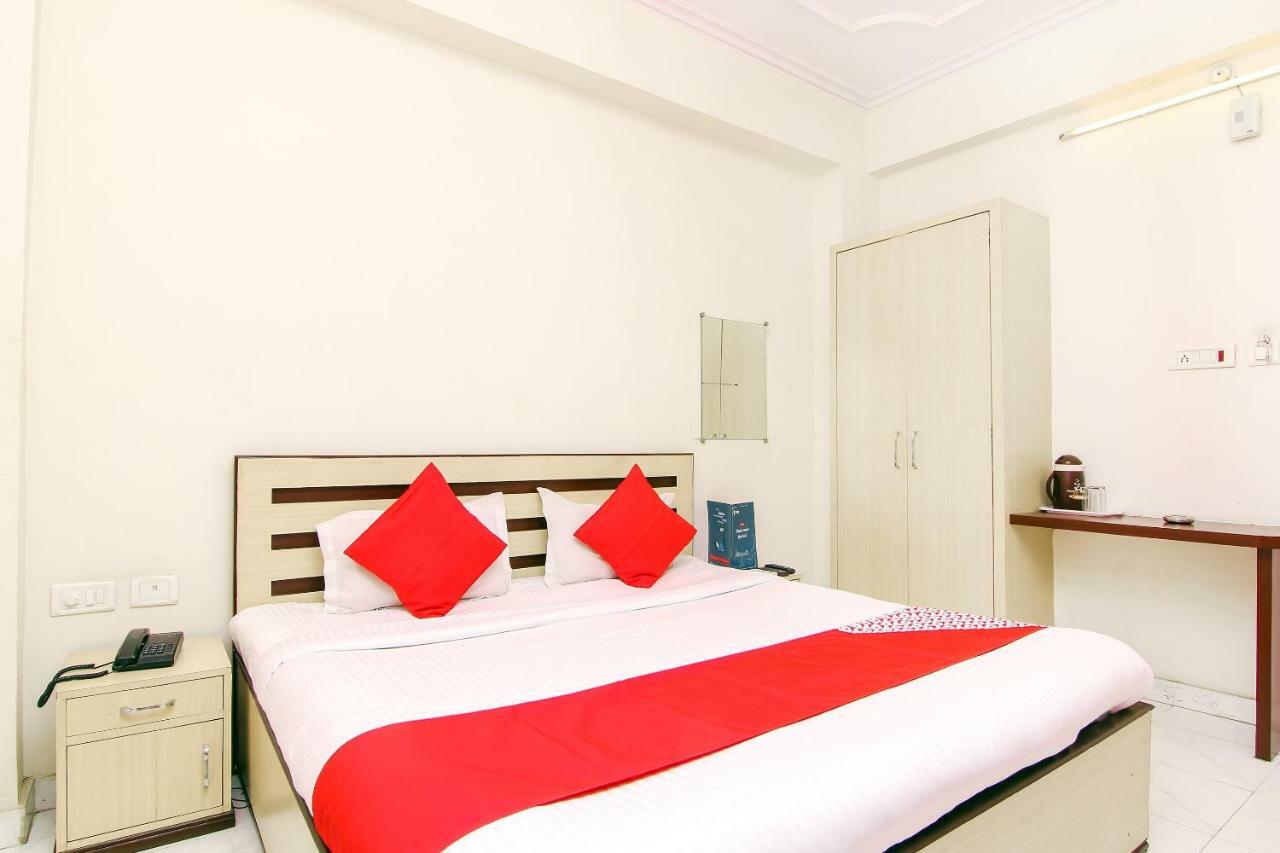 Oyo 14345 Hotel Panchsheel バラナシ エクステリア 写真