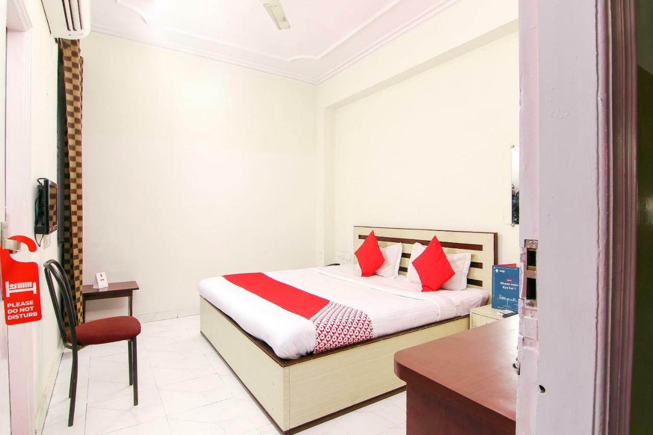 Oyo 14345 Hotel Panchsheel バラナシ エクステリア 写真